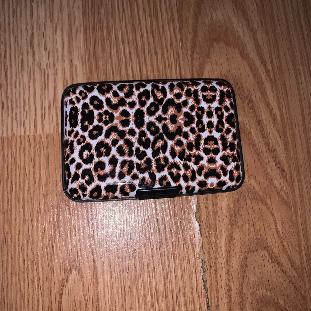 Card holder
